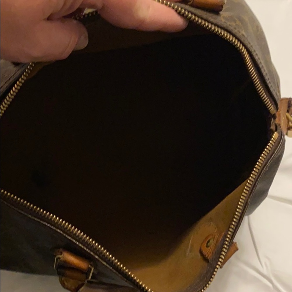 **SOLD** Louis Vuitton Vintage Speedy 30 - Picture 6 of 16